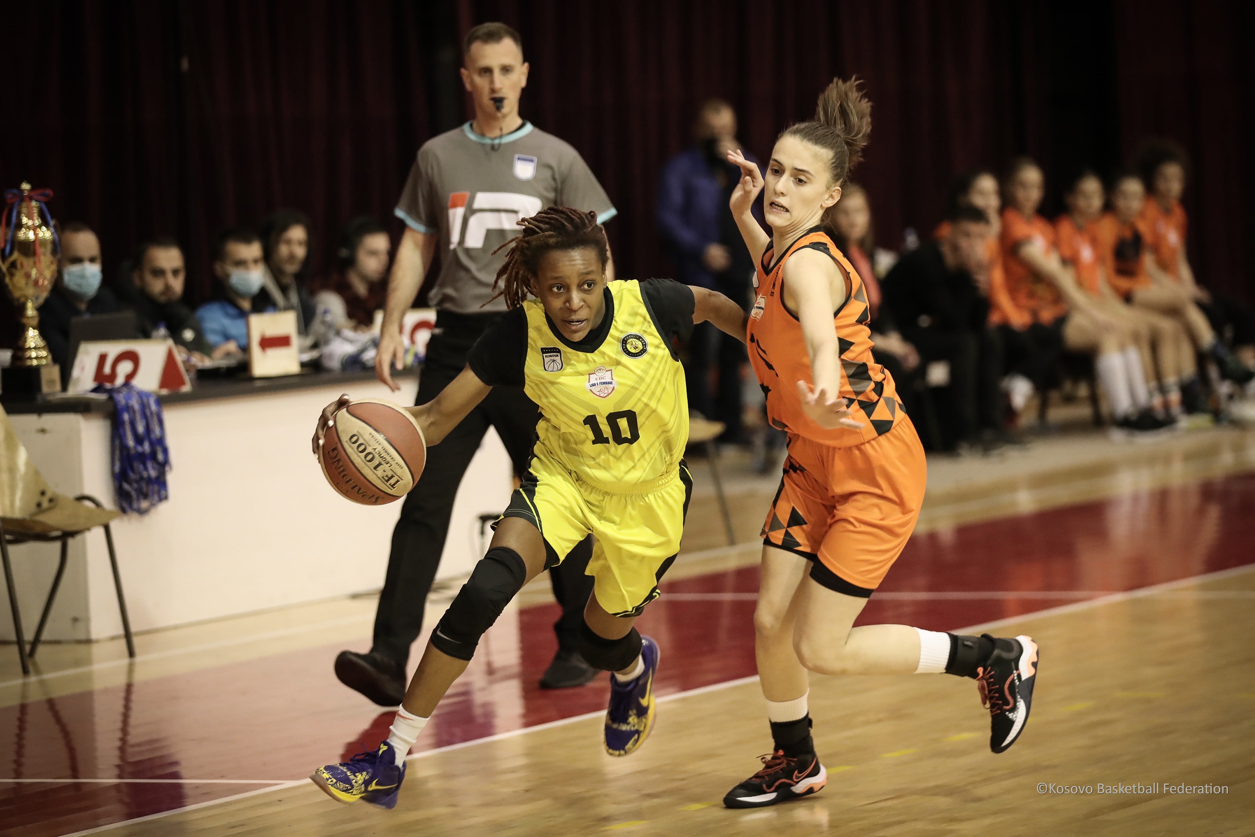 Pamje nga ndeshja Penza-Bashkimi